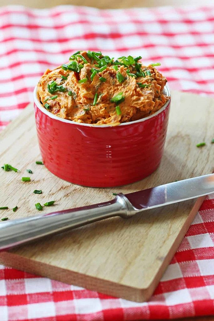 Würzige Tomatenbutter - lecker und schnell gemacht - Fashion Kitchen