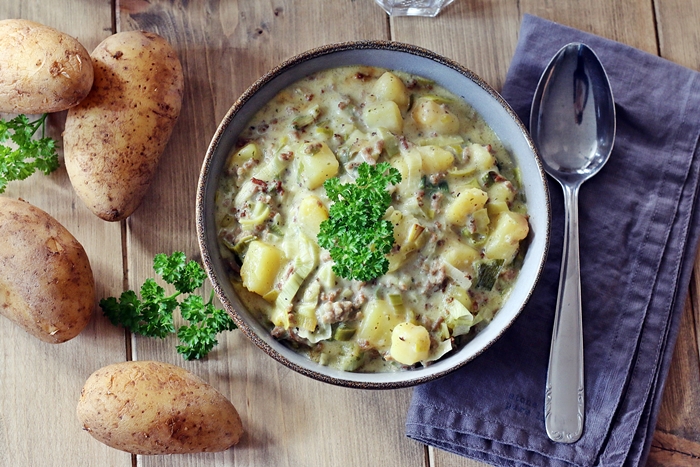 Hackfleisch-Käse-Lauch-Suppe mit Kartoffeln - Fashion Kitchen