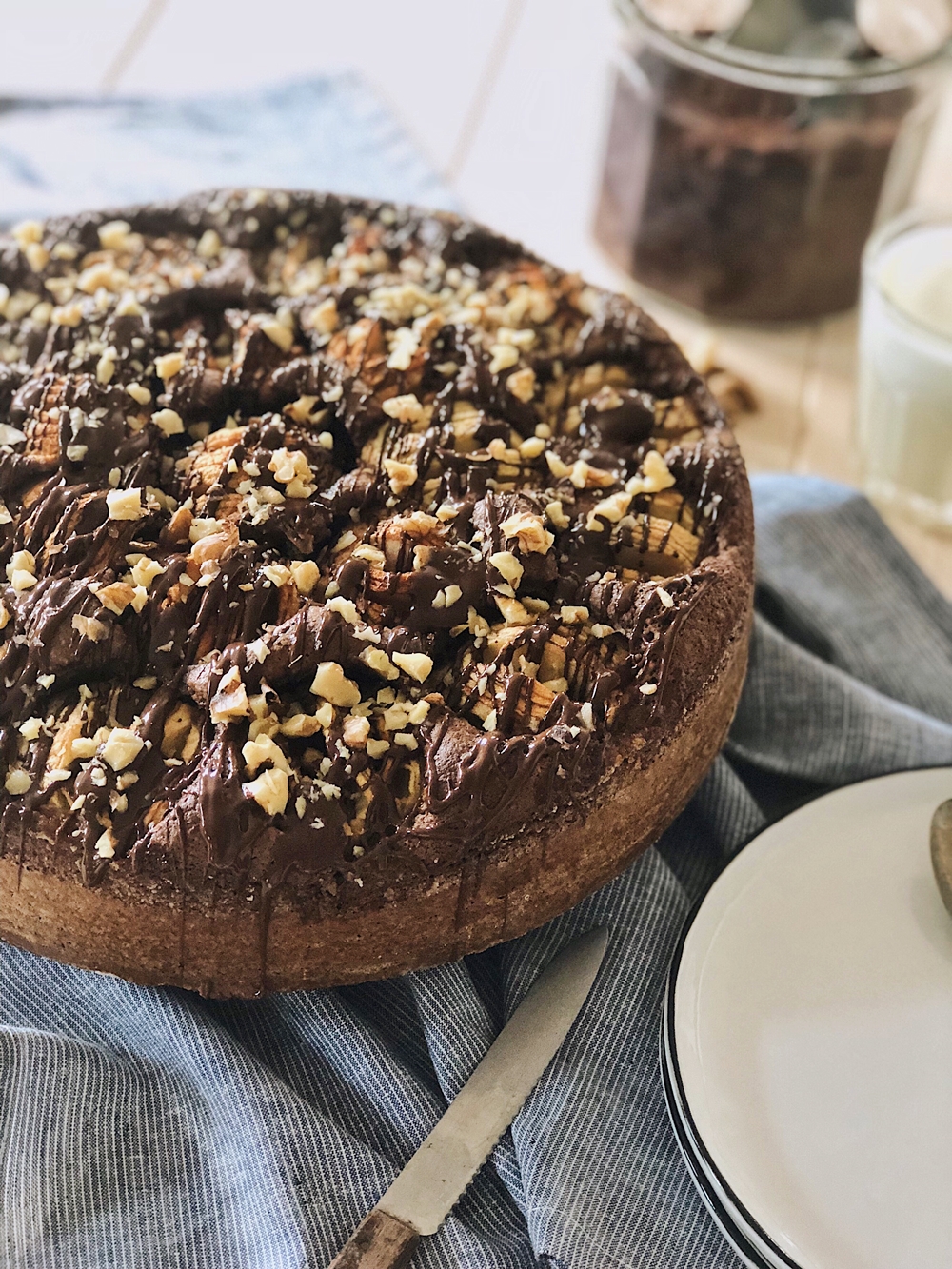 Apfel-Nuss Kuchen mit Nutella-Glasur &amp; Walnüssen - Fashion Kitchen