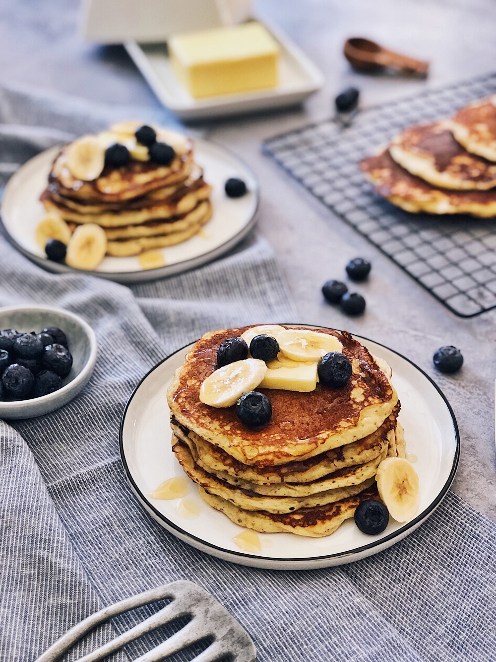 köstliche Bananen Buttermilch Pancakes ohne Zucker - Fashion Kitchen