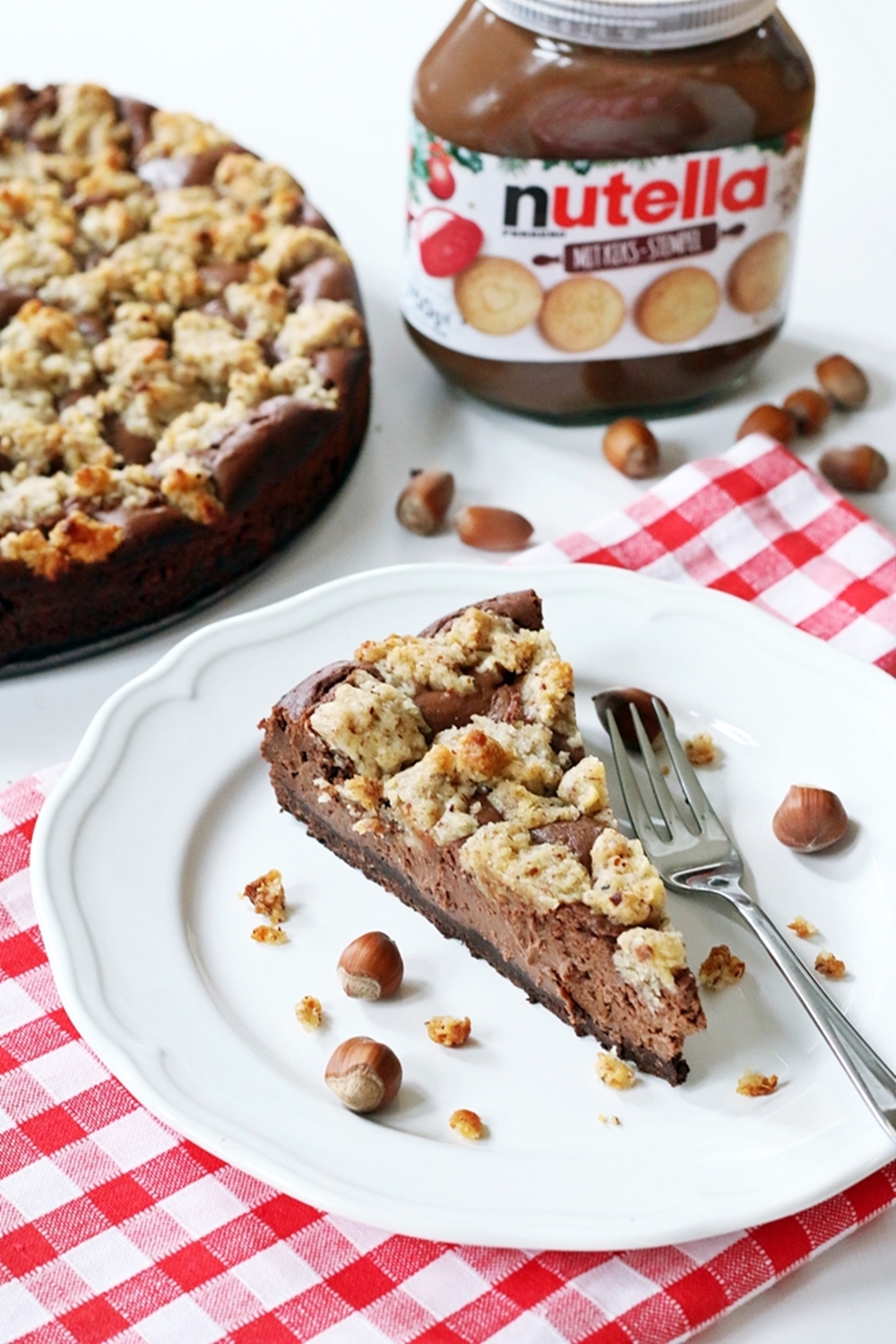 Nutella-Schoko-Käsekuchen mit Haselnuss-Streuseln Vatertag