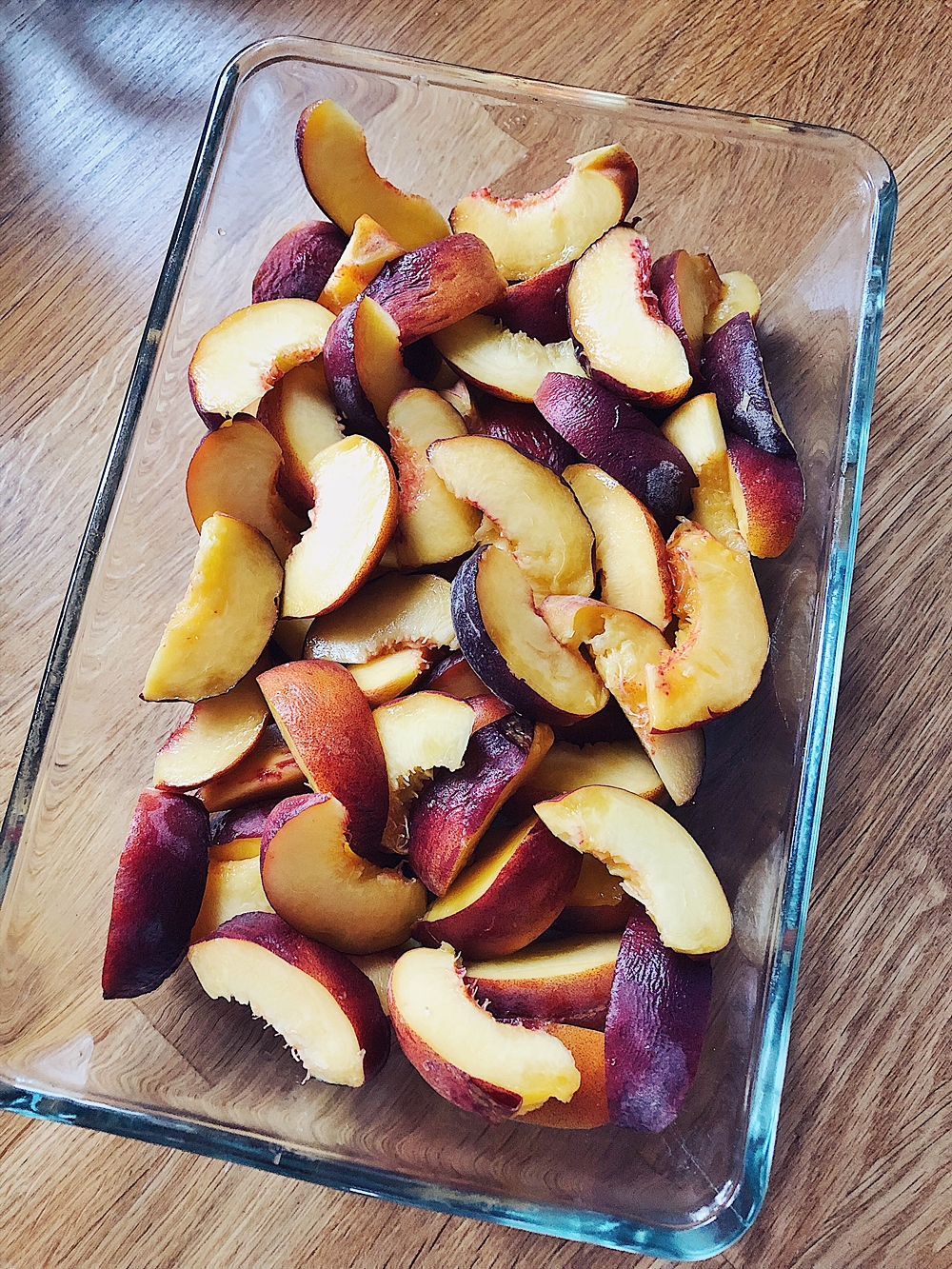 Peach Cobbler - Pfirsich Crumble mit Vanille-Streuseln - Fashion Kitchen