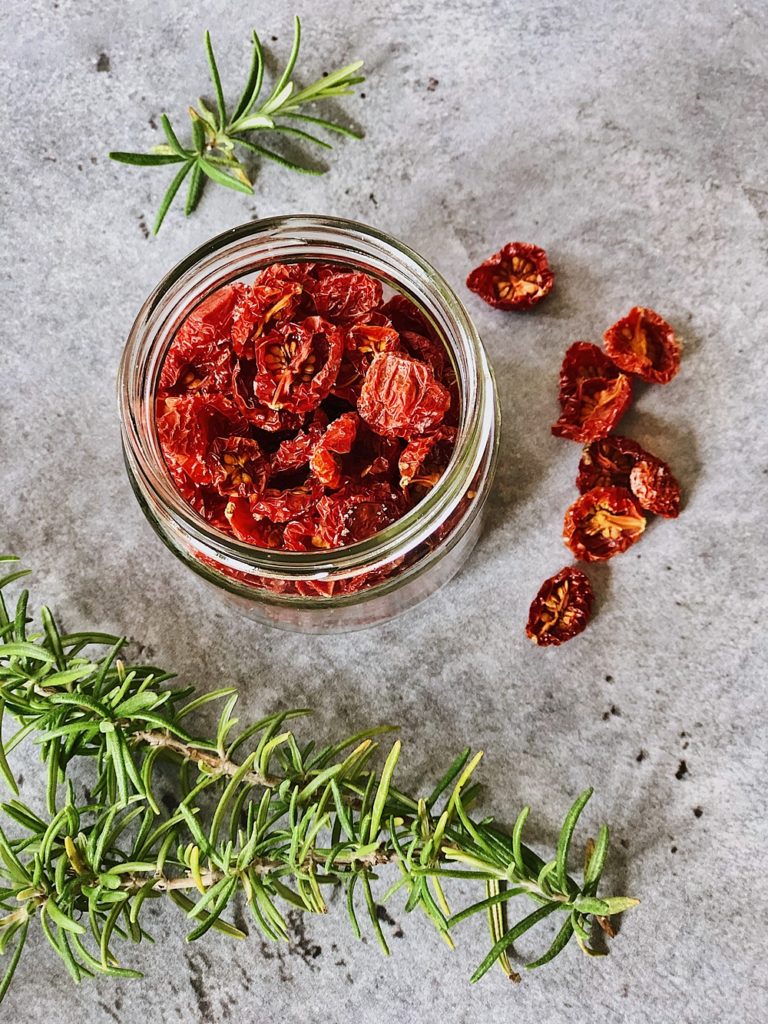 Tomaten trocknen und in Öl einlegen - Fashion Kitchen