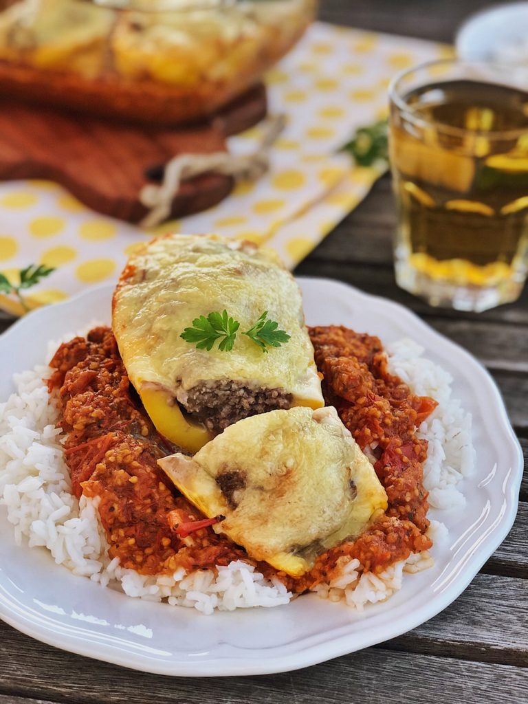 gefüllte Zucchini mit Hackfleisch und Käse - Fashion Kitchen gefüllte Zucchini mit Hackfleisch und Käse - Fashion Kitchen