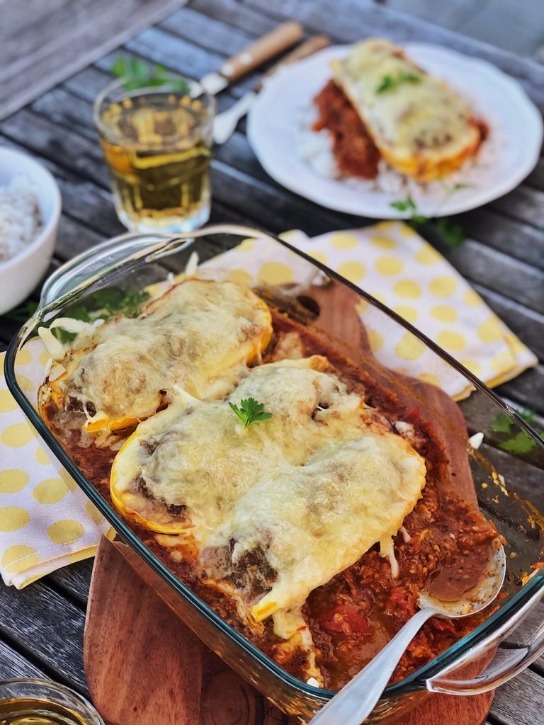 gefüllte Zucchini mit Hackfleisch und Käse