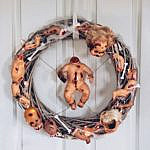 Halloween DIY - Grusel-Puppen Türkranz