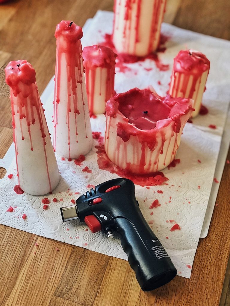 Halloween DIY-blutige Kerzen