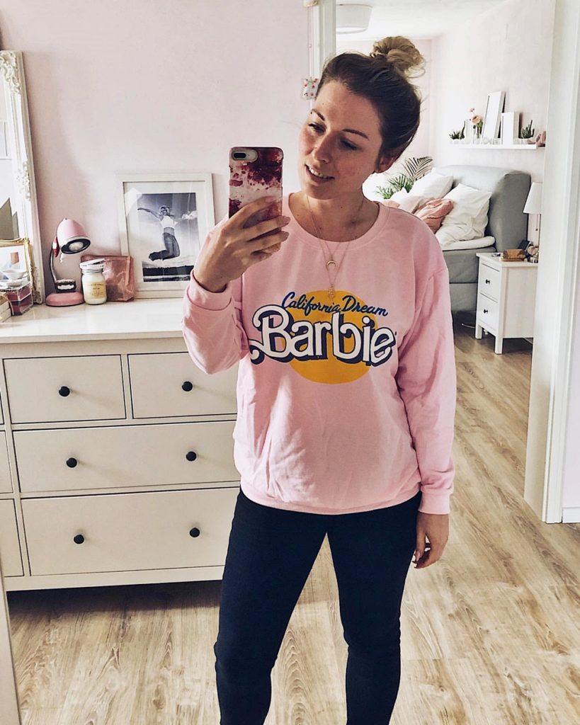 Life Update September 2019 fashionkitchen barbie sweater selfie