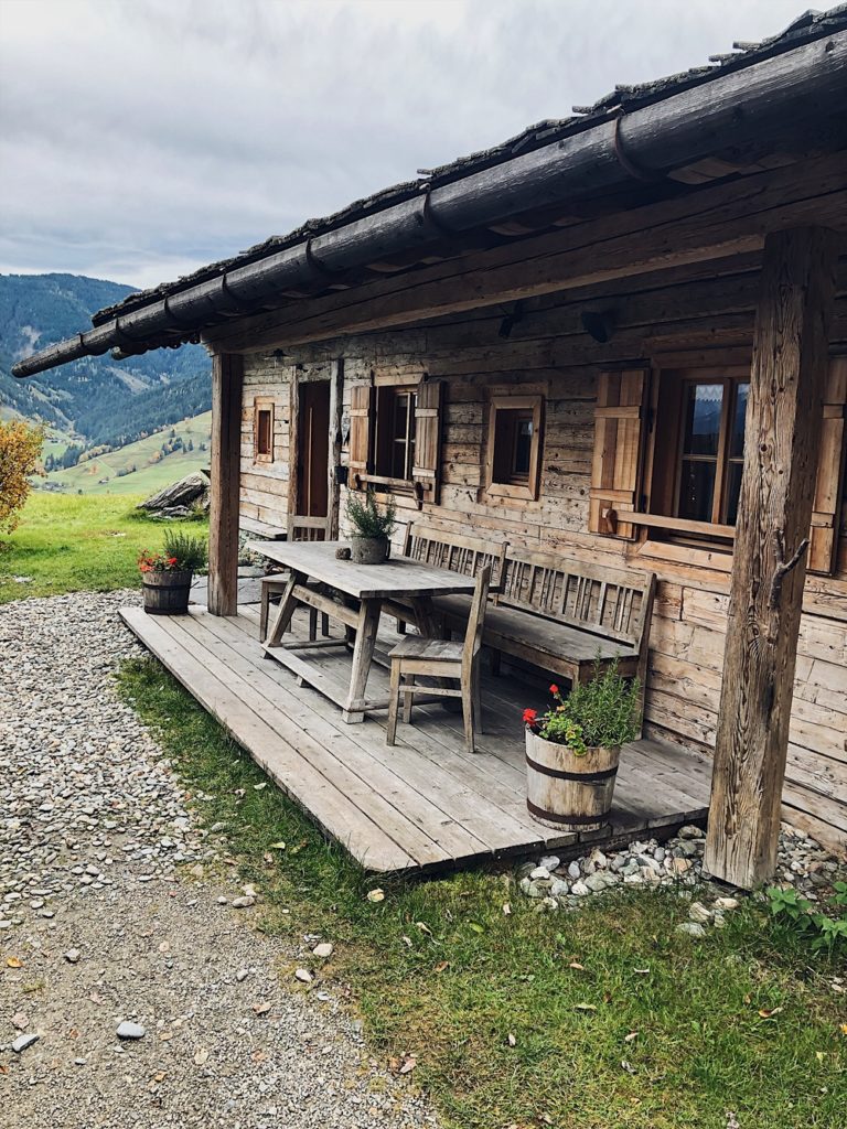 Chalet Bergdorf Priesteregg, Ausflug nach Hirschbichl Berchtesgaden, E-Bike Tour zur Riedlspitz, Mama Thresl & Huwi's Alm in Leogang - Österreich