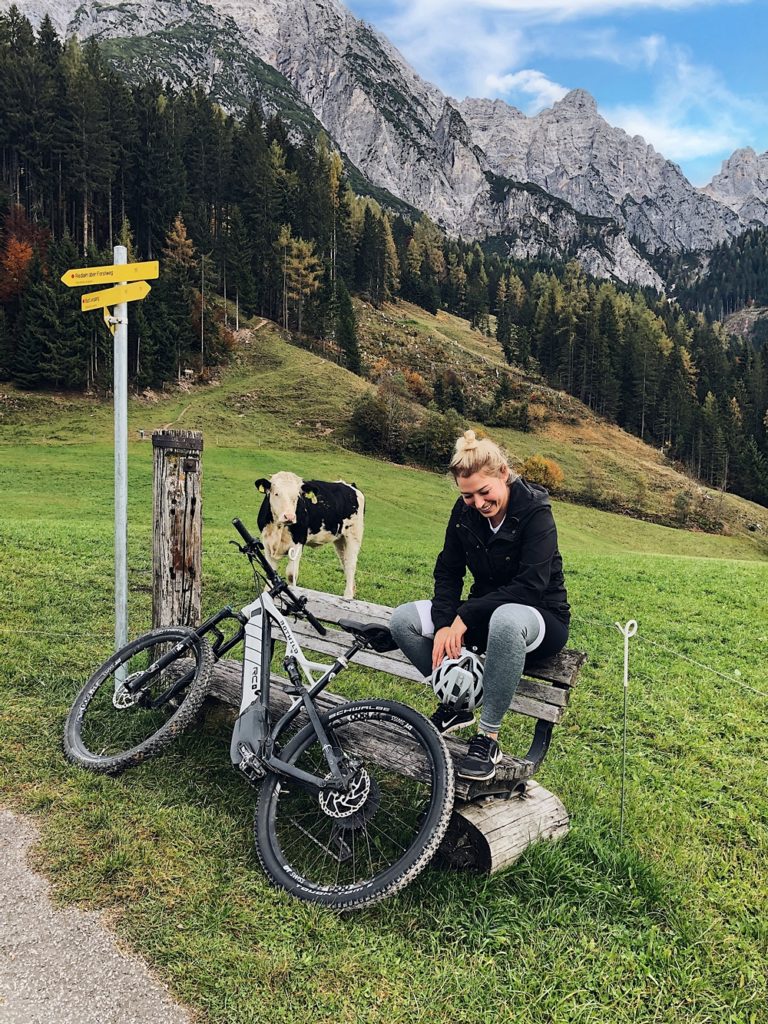 Chalet Bergdorf Priesteregg, Ausflug nach Hirschbichl Berchtesgaden, E-Bike Tour zur Riedlspitz, Mama Thresl & Huwi's Alm in Leogang - Österreich