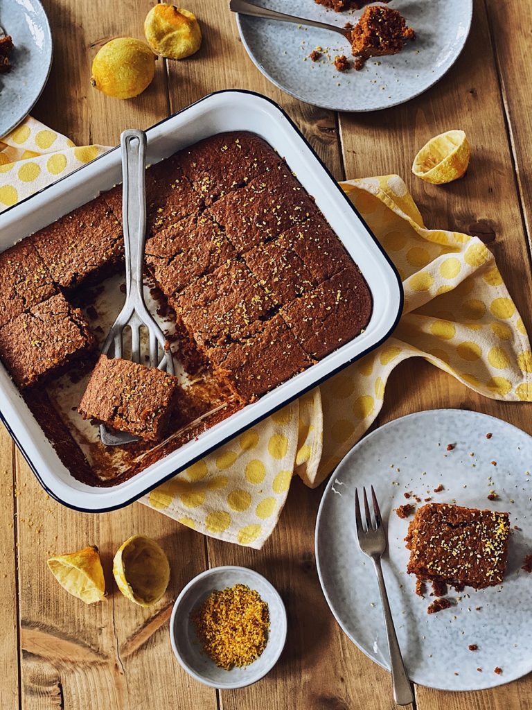 Schoko-Kürbis Brownies mit Kokos und Zitrone