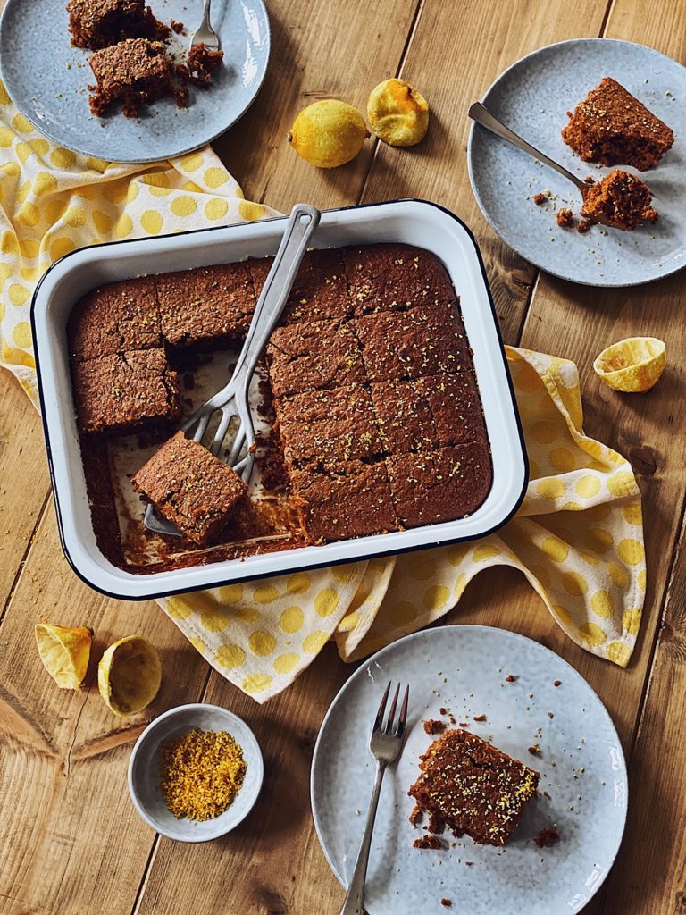 Schoko-Kürbis Brownies mit Kokos und Zitrone