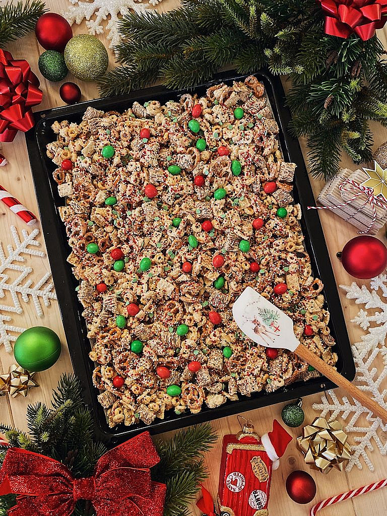 Christmas Candy Crunch