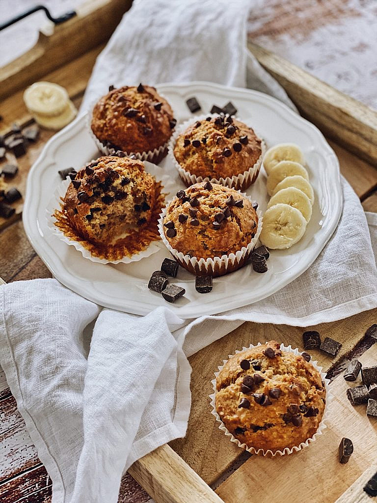 Erdnussbutter-Bananen-Schoko Muffins - Fashion Kitchen