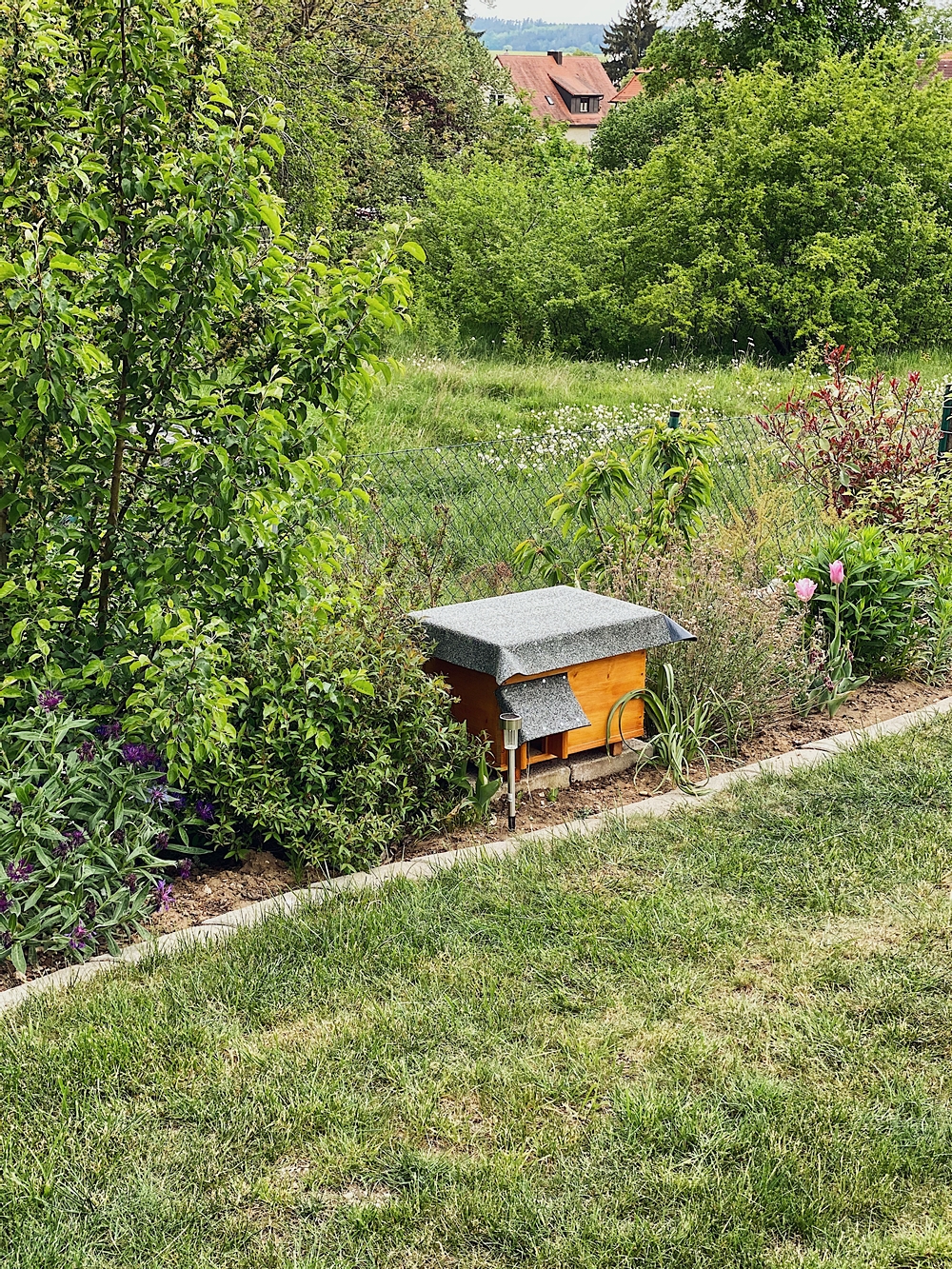 DIY - Igelhaus für den Garten selber bauen - so gehts!