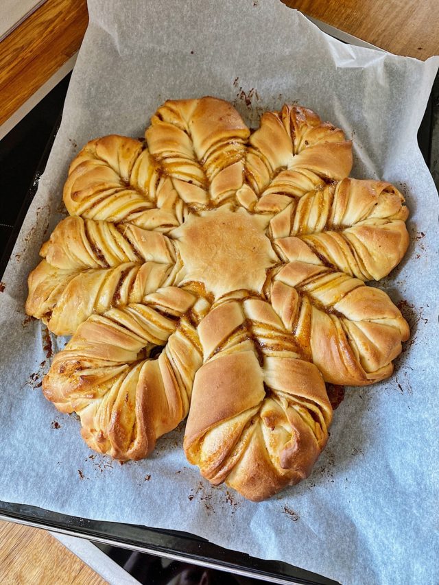 Marmeladen-Hefe-Blume - Jam Star Bread - Fashion Kitchen