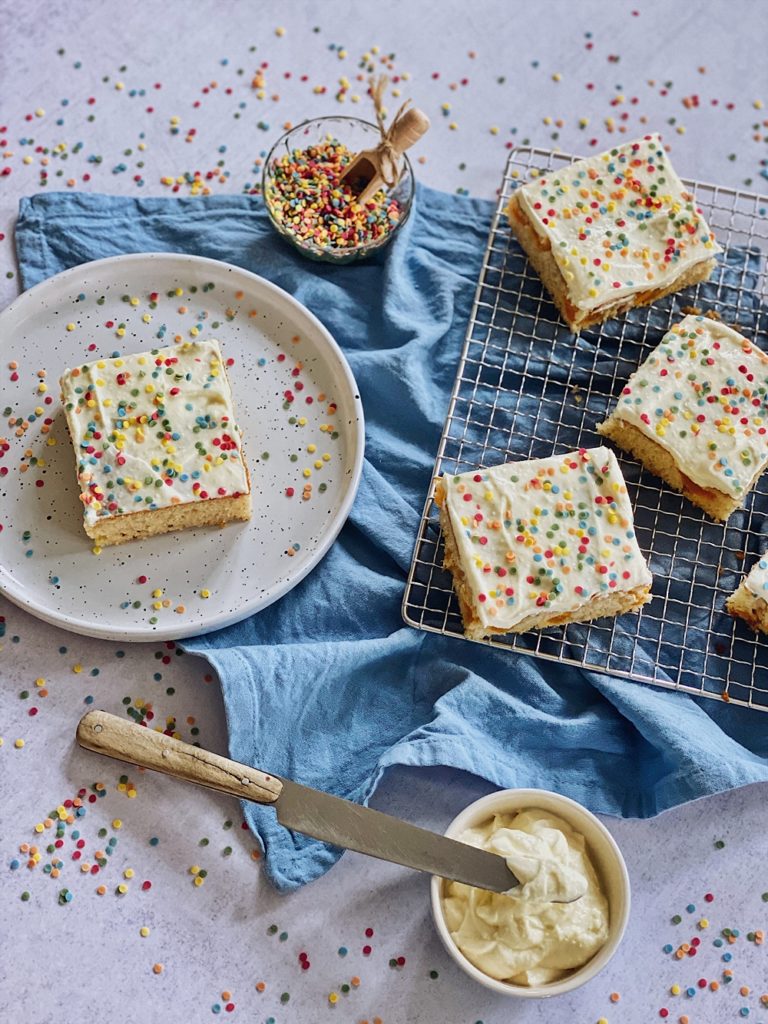 Konfetti Kuchen - Funfetti Cake