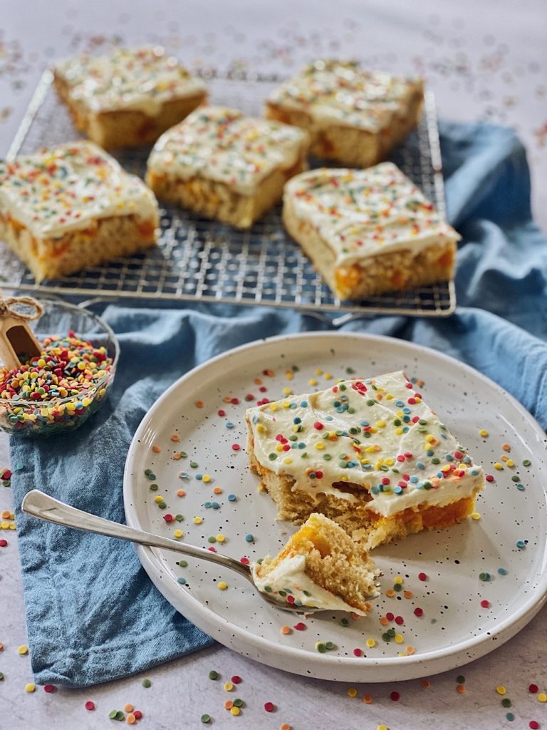 Konfetti Kuchen - Funfetti Cake