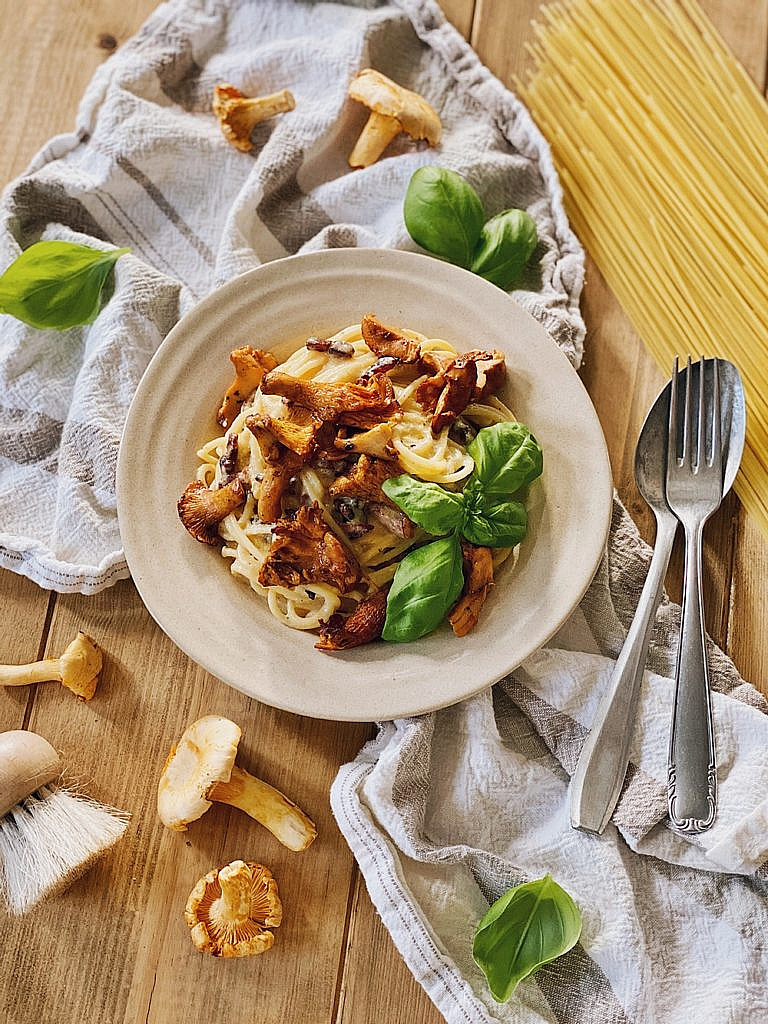 cremige Pasta mit Pfifferlingen und Speck