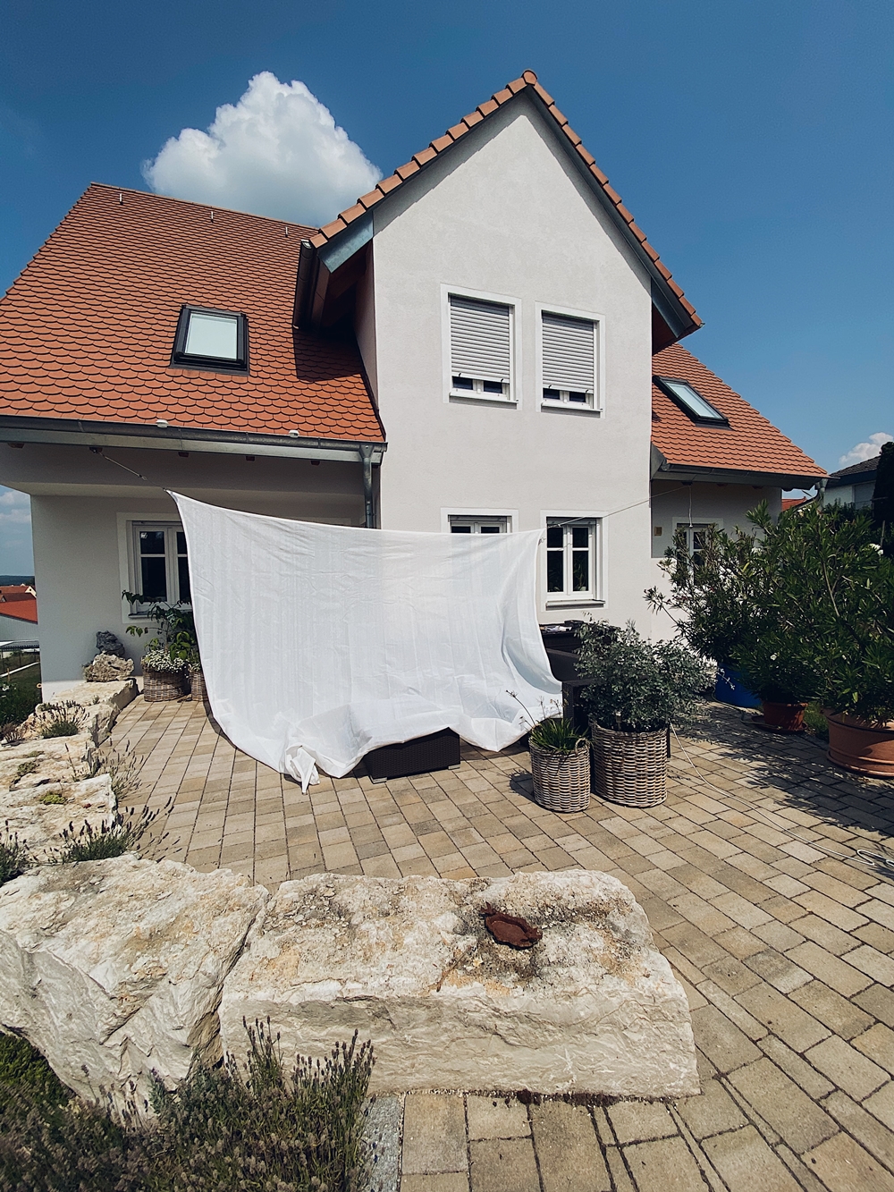 Sonnensegel im Garten Material, Aufbau, Befestigung und alle
