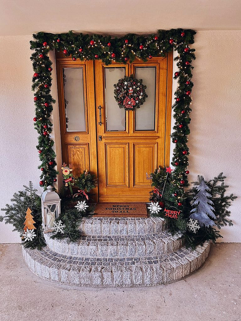 Meine Weihnachtsdekoration - Haustür, Treppengeländer, Wohnzimmer, Esszimmer und Garten