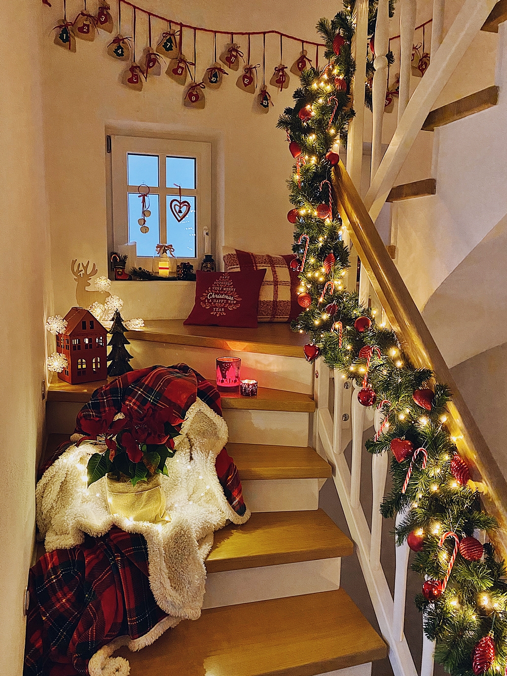 Meine Weihnachtsdekoration - Haustür, Treppengeländer, Wohnzimmer, Esszimmer und Garten